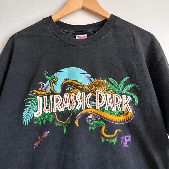 Vintage 1993 Jurassic Park Shirt - Picture 3 of 7